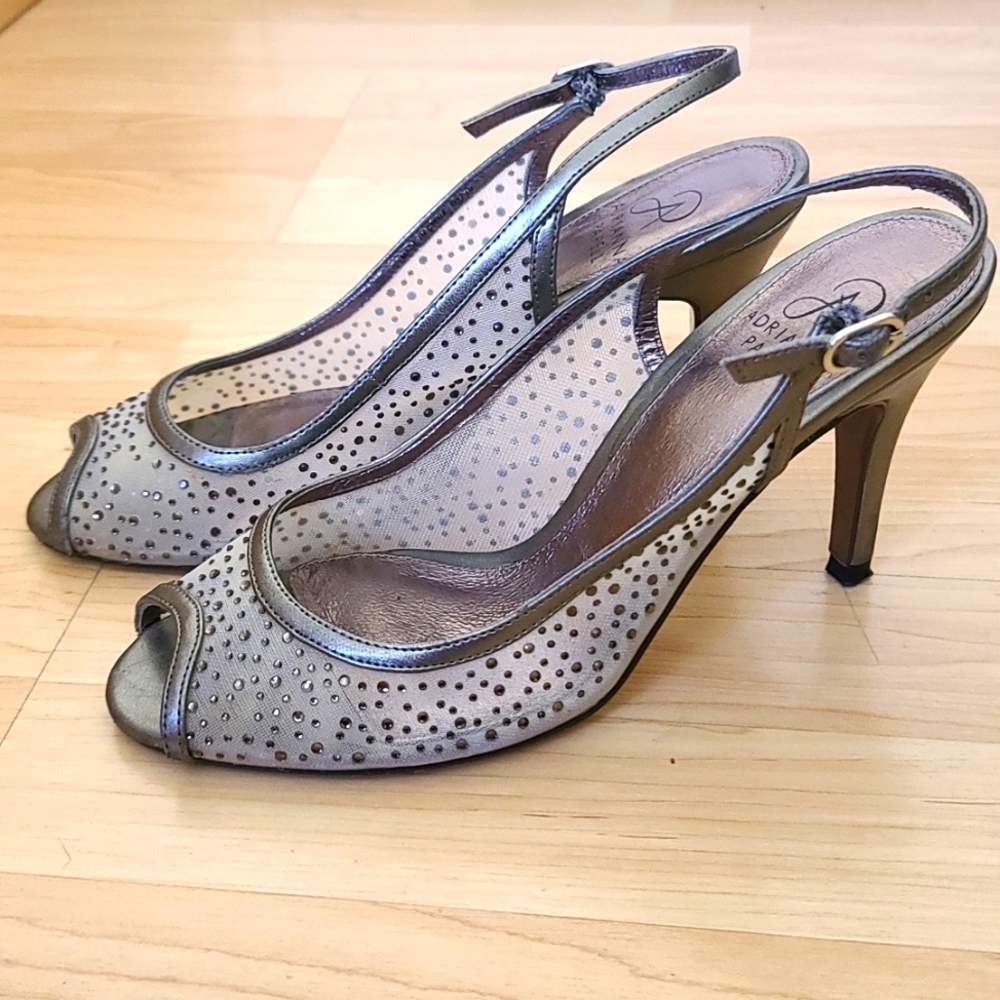 Adriana Papell Gray Dressy Heels Sandals Size 7.5
